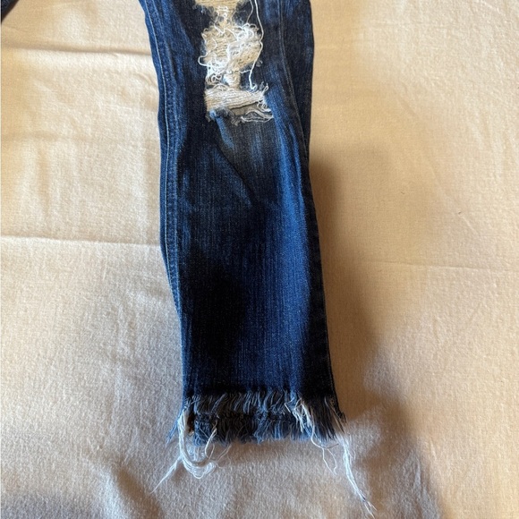 Eunina Women Size 7 Distressed Blue Jeans - Picture 2 of 7